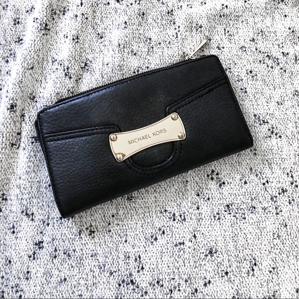 Michael kors wallet EUC